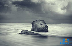 心中风平浪静，满眼青山绿树