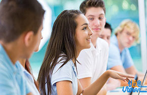 七年级思想品德上册第四单元 第九课 保护自我