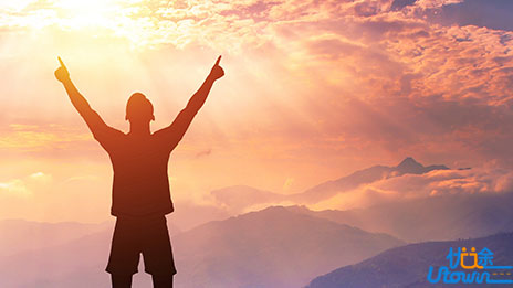 《拼搏永不败》：百折不挠自会苦尽甘来