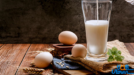 早餐到底该怎么吃？《中国学龄儿童膳食指南》话你知