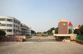 深圳光明高级中学学子获“最佳辩手”奖