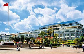 昆明学院：“一对一”精准帮扶贫困学生