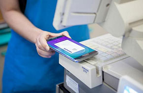 移动支付市场三星电子奋起直追 眼睛盯着苹果