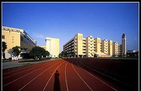 广东文理前十独揽八员 揭秘东莞东华高级中学