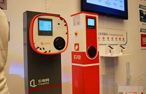 他给特斯拉建充电桩，原来仅仅是第一步