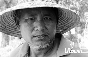 那个眼神触动了我