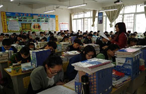 “广西特级教师工作坊”到资源中学举行高考备考讲学 