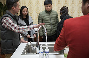 为什么企业认为“王冠雄频道”社群活动效果更好？