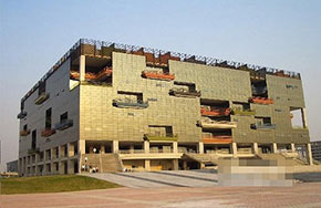 广工16个学院接受考研调剂生 高材生可获10万经费出国读书 