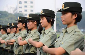广东省军区在地方开办全国首个高中“国防班”