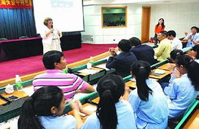 汕头侨中与广外国际学院达成战略合作 