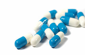 药学：就业专业性强 薪酬差距大