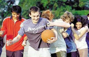 中山大学新华学院与美国高校联合培养学生 增进文化交流